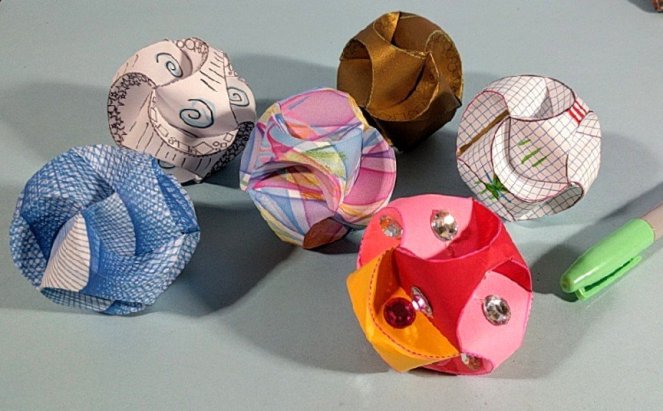 A Bevy of Paper globes
